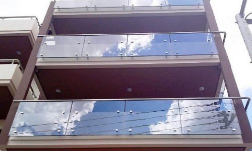 balustrady-balkonowe-ze-szkla